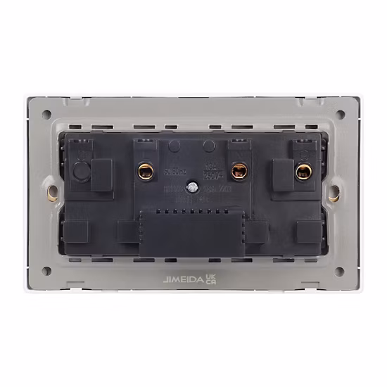 Dualer USB-Ladeanschluss, Glasanzeige, Steckdose